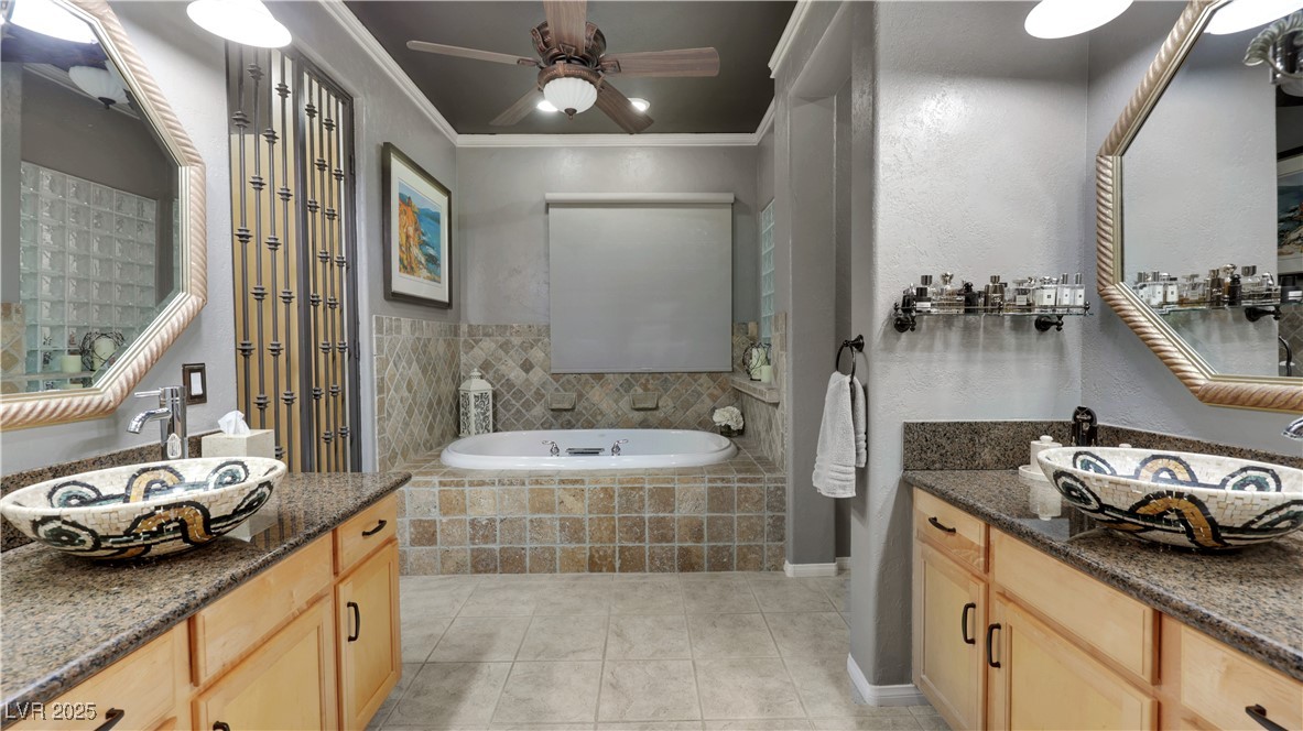 Las Vegas, Nevada 89141, United States, 5 Bedrooms Bedrooms, ,5 BathroomsBathrooms,Residential,Active,201655