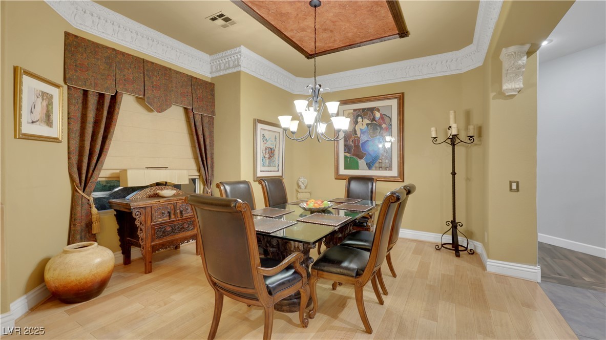 Las Vegas, Nevada 89141, United States, 5 Bedrooms Bedrooms, ,5 BathroomsBathrooms,Residential,Active,201655