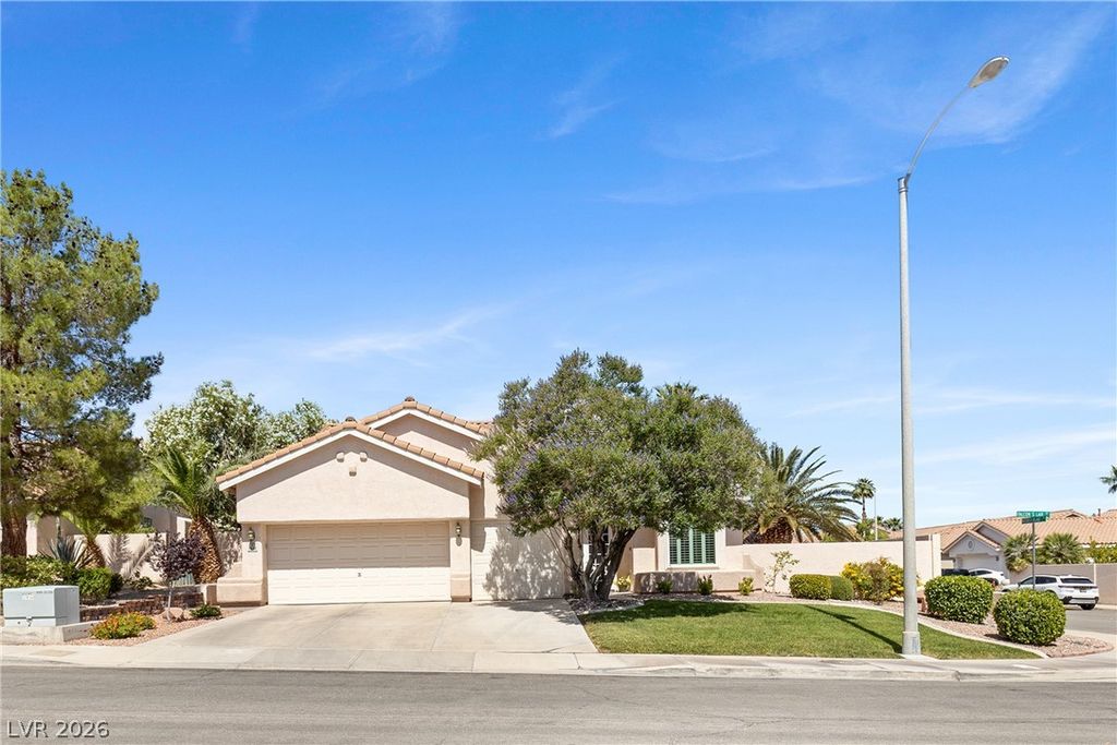 Photo of 1944 Falcons Lair Lane, Henderson, NV 89012 (MLS # 2778295)