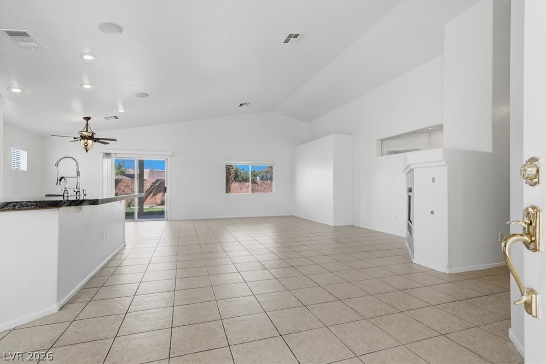 1116 Christopher View Avenue