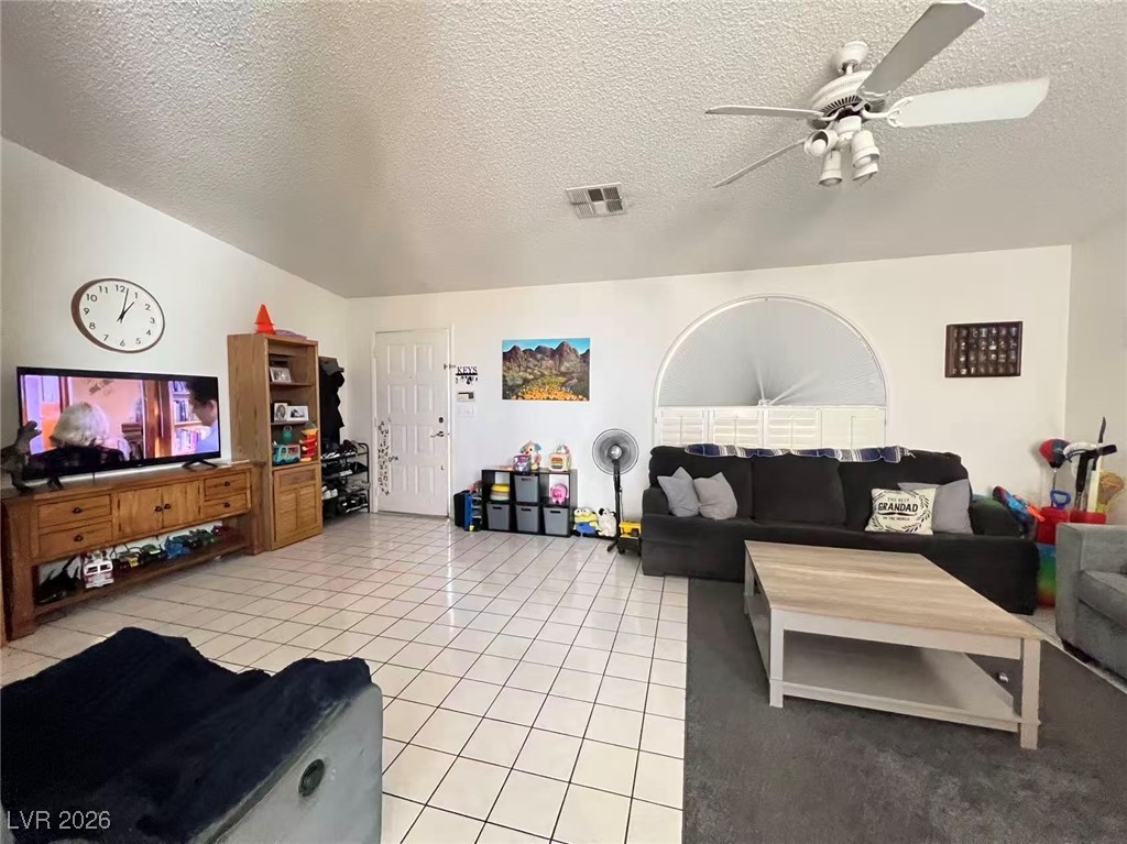 Properties 3 254 Finestra Drive