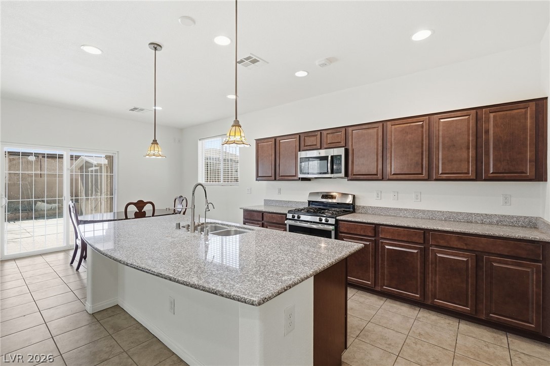 2517 Charmed Oasis Court