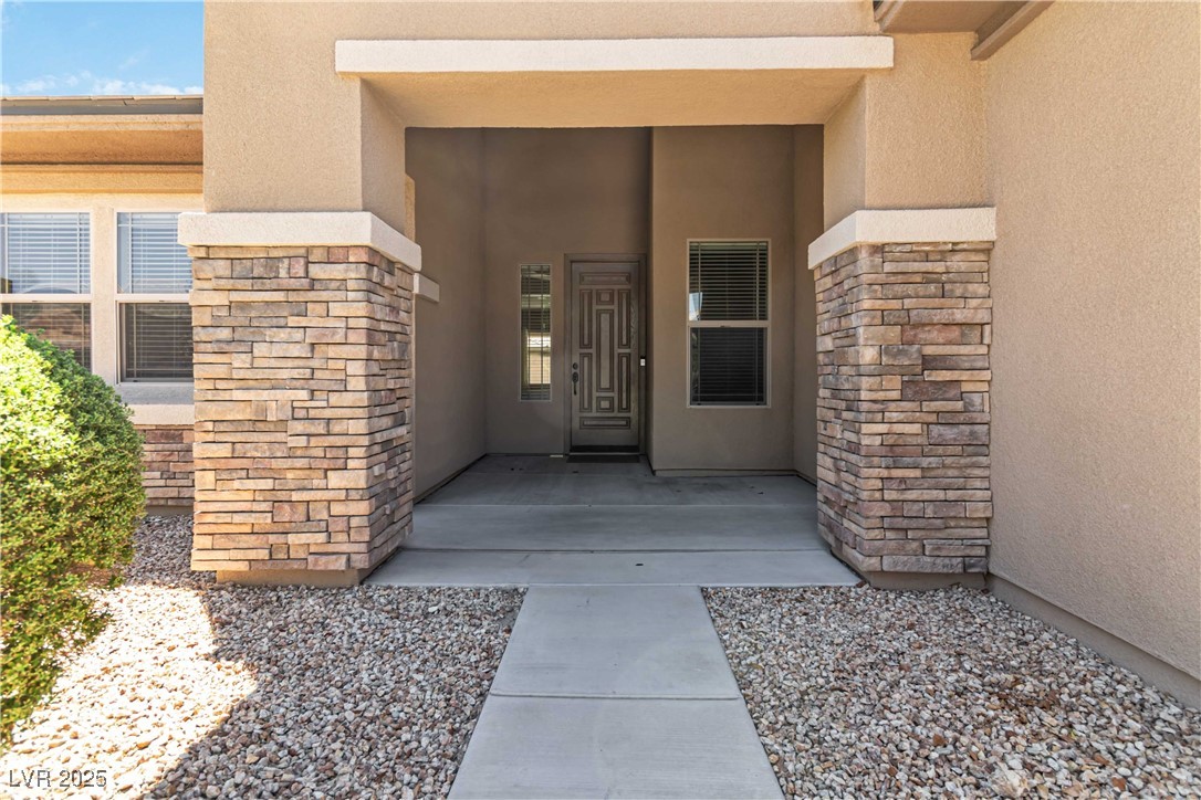 3513 Frigatebird Lane