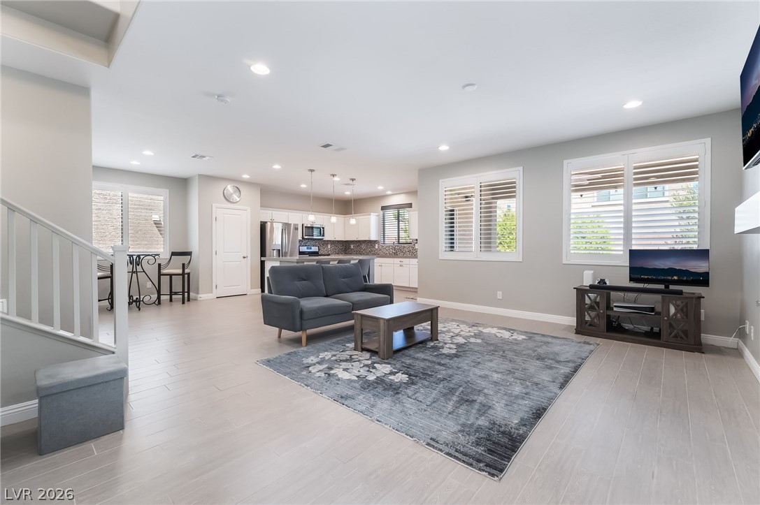 286 Cullerton Street