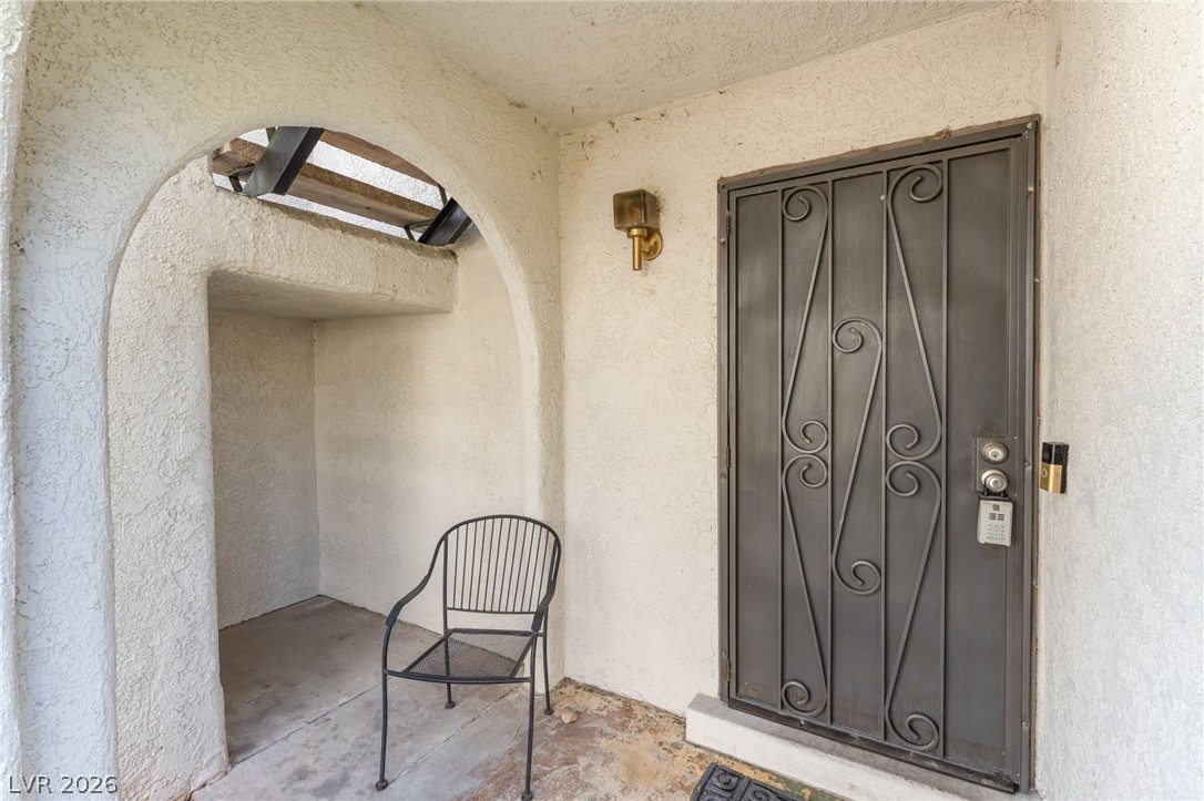 1404 Santa Margarita Street D