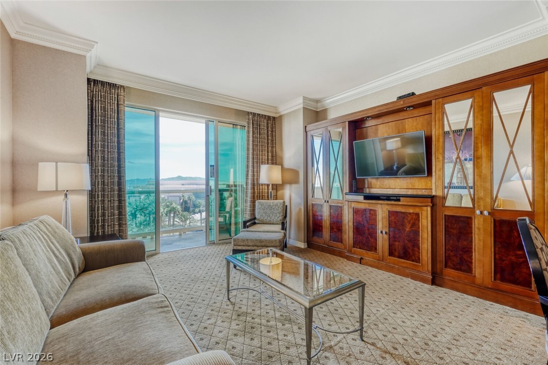 135 E Harmon Avenue 620