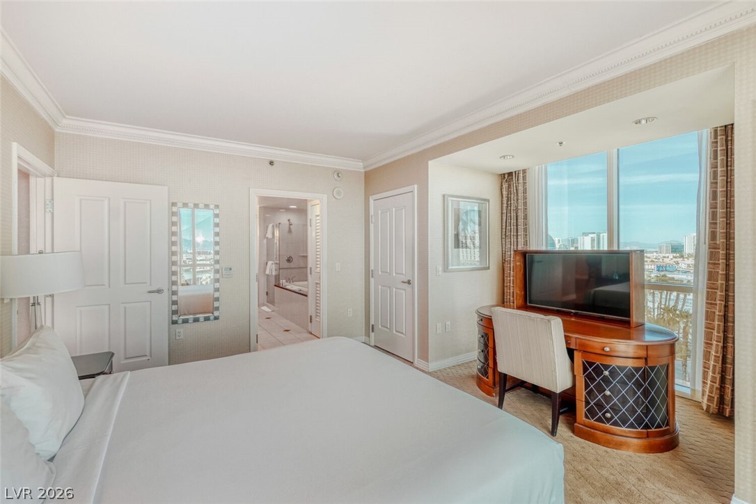 135 E Harmon Avenue 620