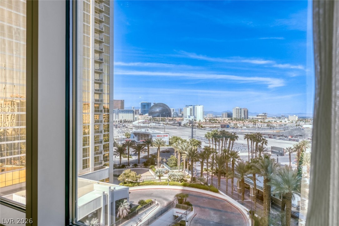 135 E Harmon Avenue 620