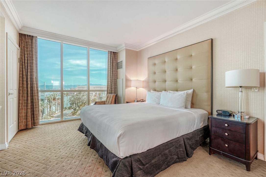 135 E Harmon Avenue 620