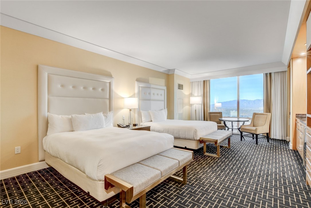 2000 N Fashion Show Drive 4117