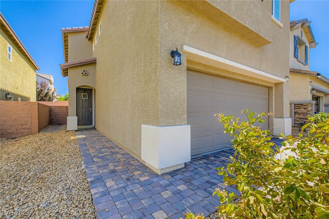 8295 Nebula Cloud Avenue