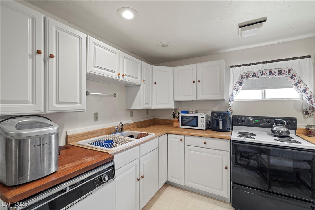 1160 Huracan Street, Pahrump, Nevada image 7