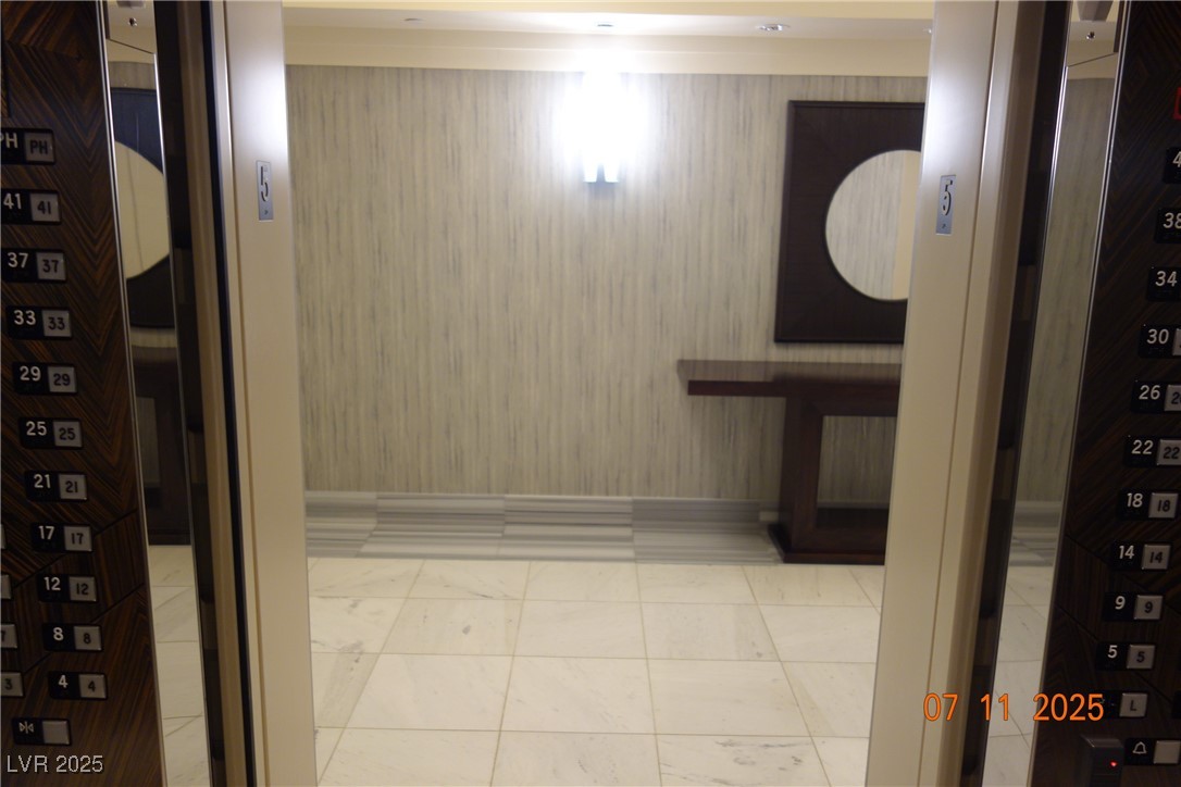 222 Karen Avenue 502