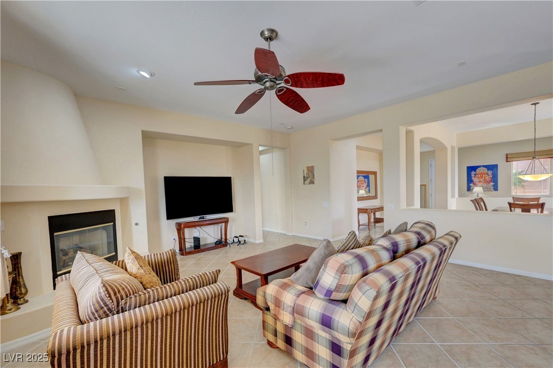 2764 Leys Burnett Avenue, Henderson, Nevada image 17