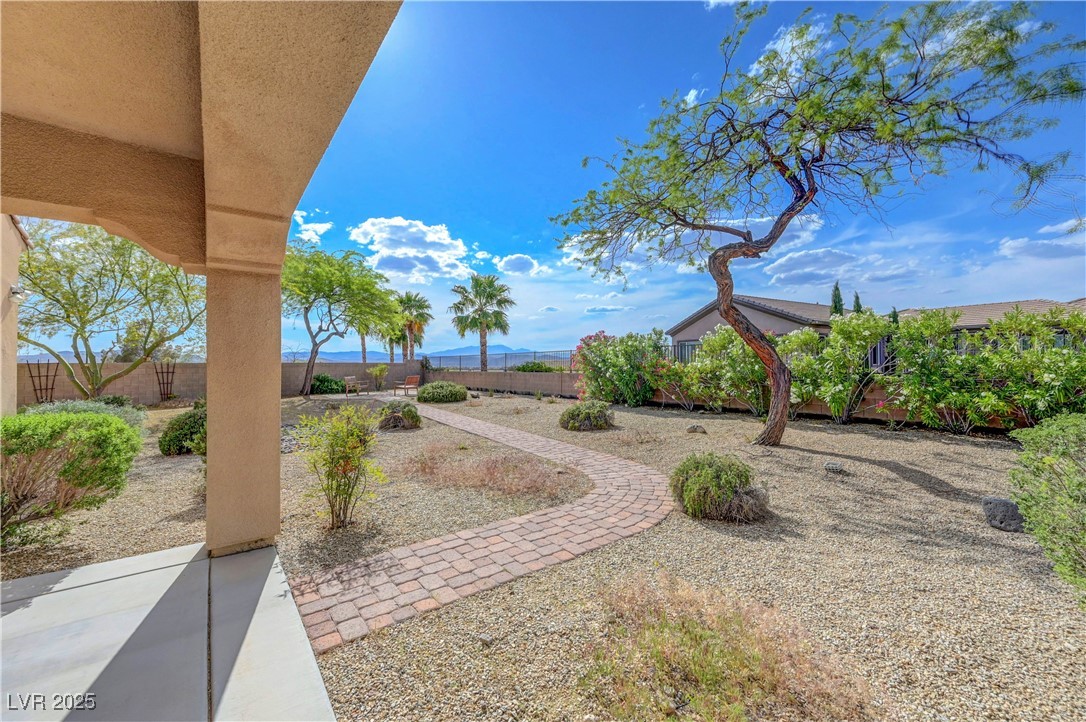 2764 Leys Burnett Avenue, Henderson, Nevada image 45