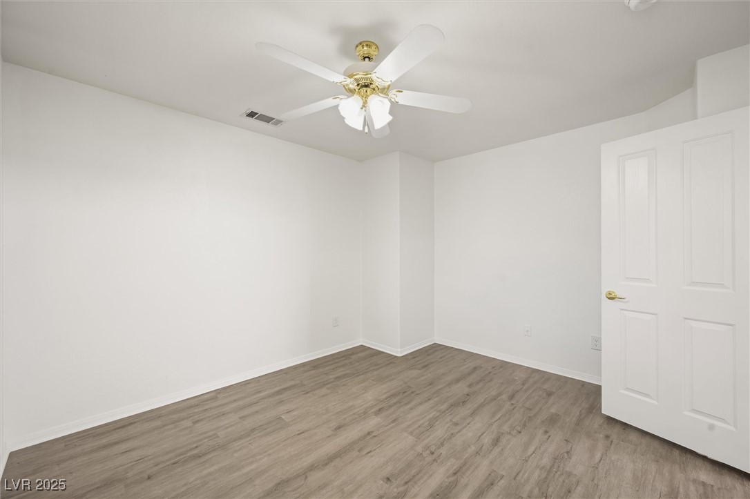 Las Vegas, Nevada 89122, United States, 4 Bedrooms Bedrooms, ,2 BathroomsBathrooms,Residential,Active,239287