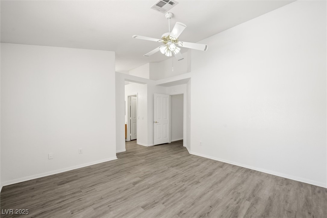 Las Vegas, Nevada 89122, United States, 4 Bedrooms Bedrooms, ,2 BathroomsBathrooms,Residential,Active,239287