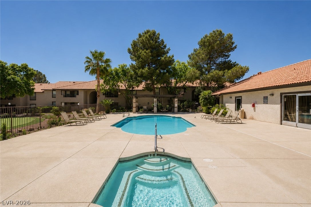 2606 S Durango Drive 246