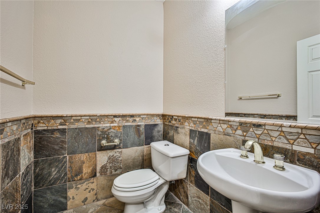 1742 Sand Storm Drive, Henderson, Nevada image 17