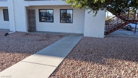 Photo of 1381 E University Avenue #106, Las Vegas, NV 89119 (MLS # 2785364)