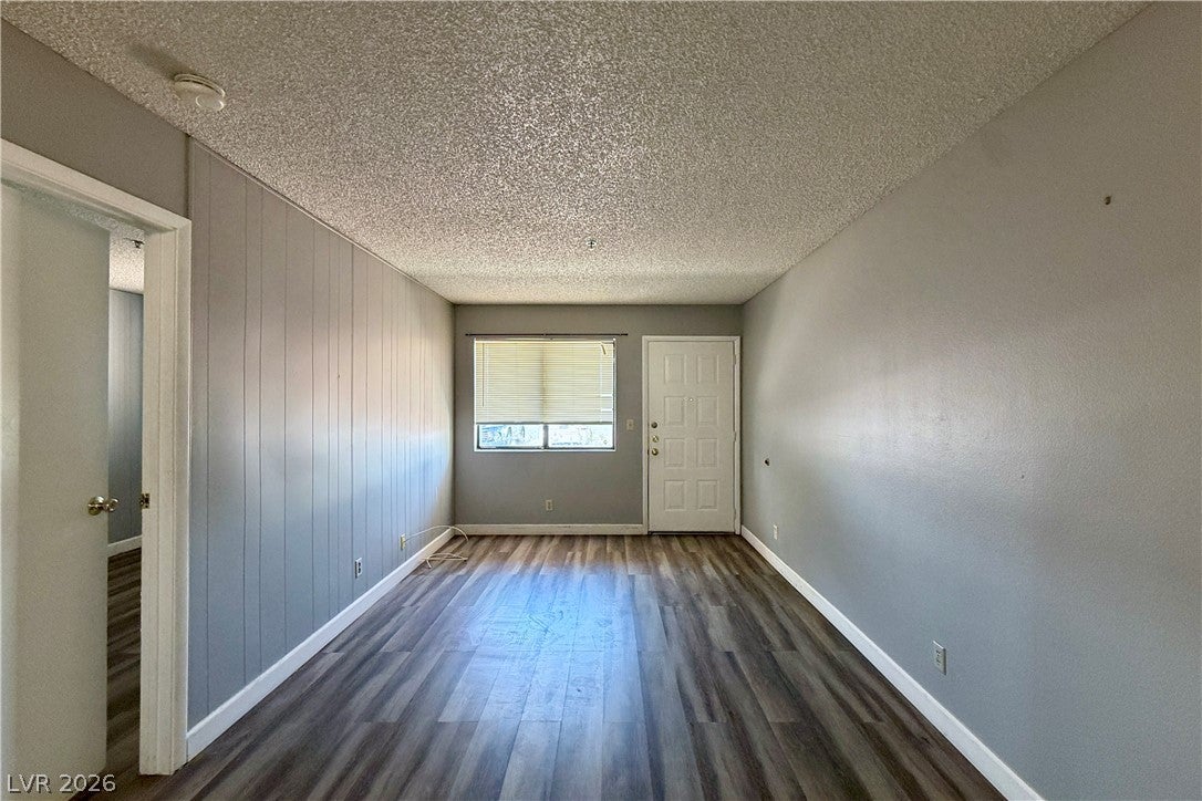 1381 E University Avenue 106
