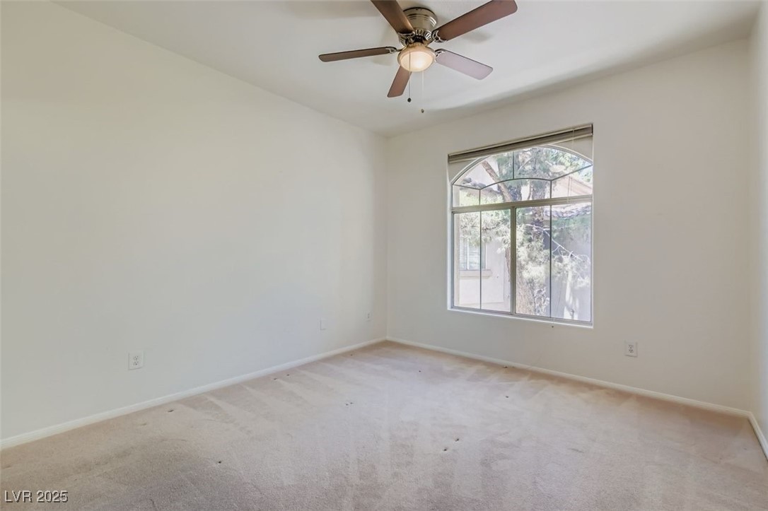 2050 W Warm Springs Road 4521