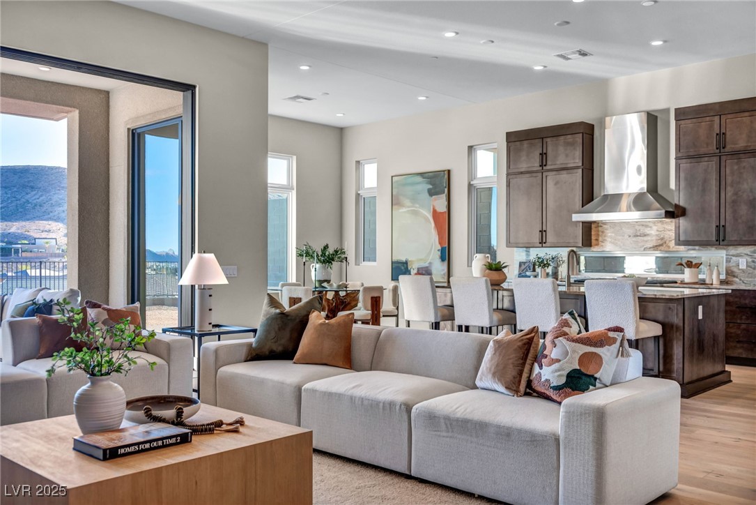 11127 ROLLING VISTA Drive