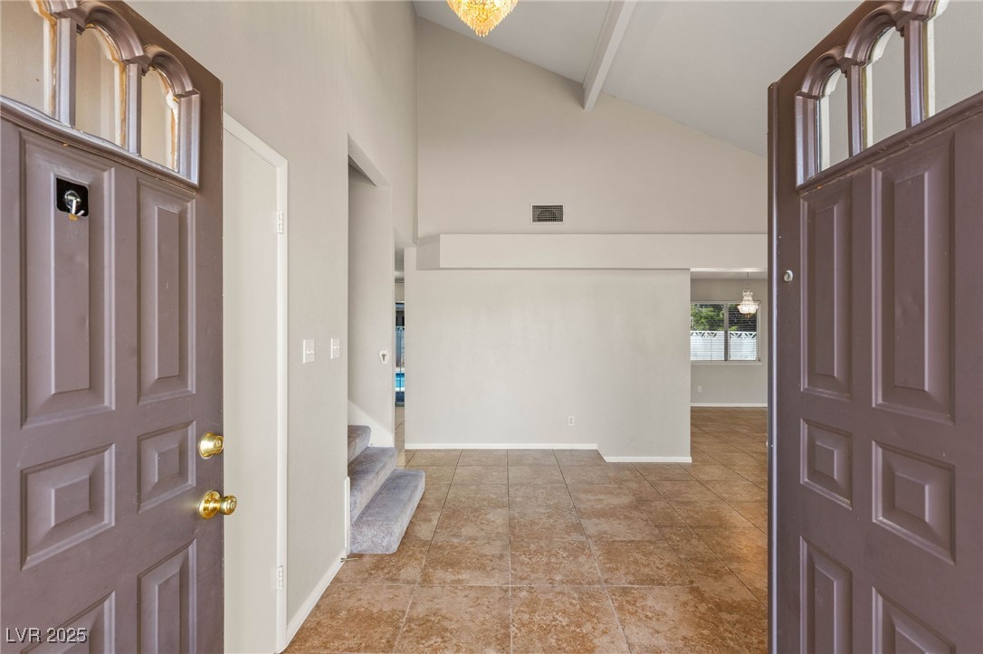 Properties 2 325 Esquina Drive