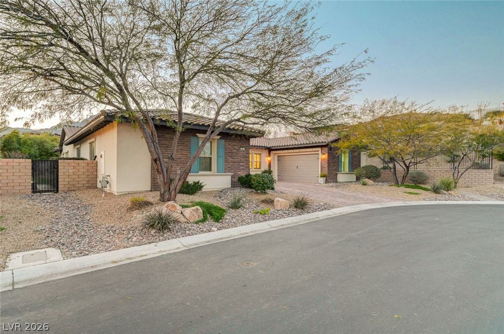 Photo of 81 Navarra Canyon Court, Las Vegas, NV 89138 (MLS # 2765700)