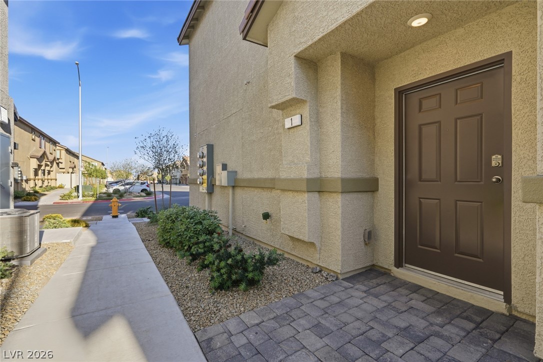 7815 Jupiter Sky Street 1