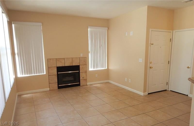 251 S Green Valley Parkway 4414