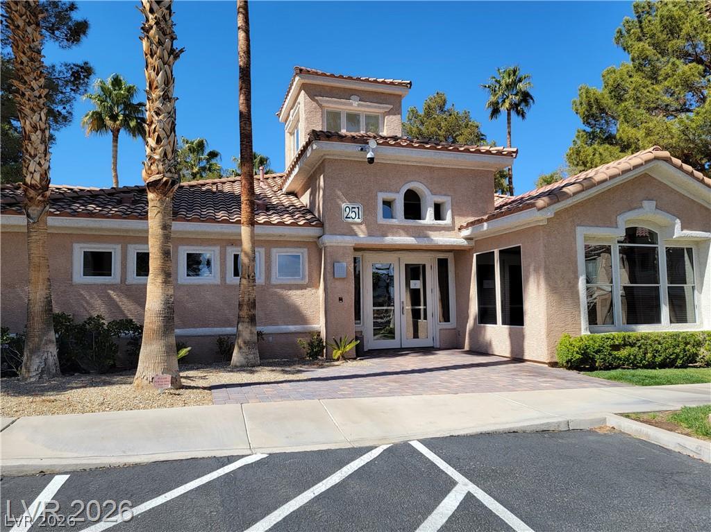 251 S Green Valley Parkway 4414