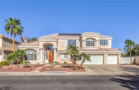 Photo of 1863 Bogey Way, Henderson, NV 89074 (MLS # 2821587)