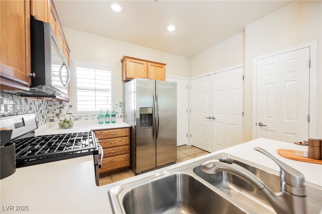 7957 Fantail Drive