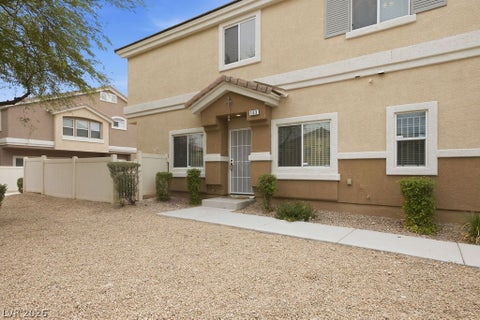 Townhouse For Sale - 5551 Box Cars Court #103<br/> Las Vegas, NV 89122