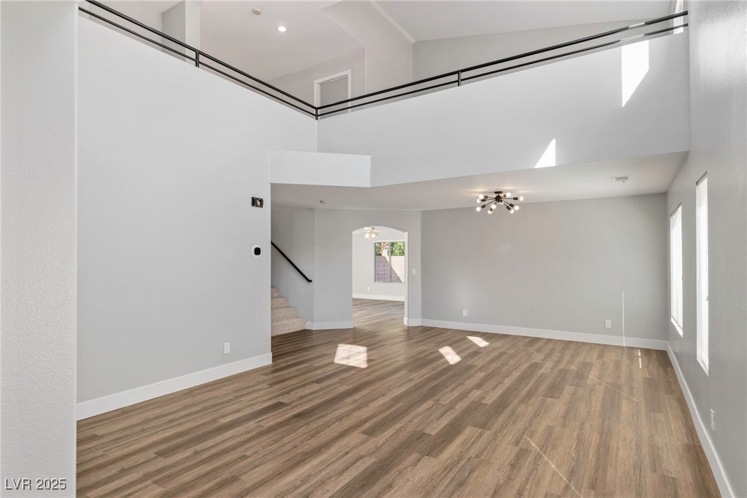 1608 Calle Montery Street