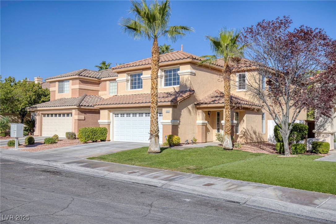 1608 Calle Montery Street