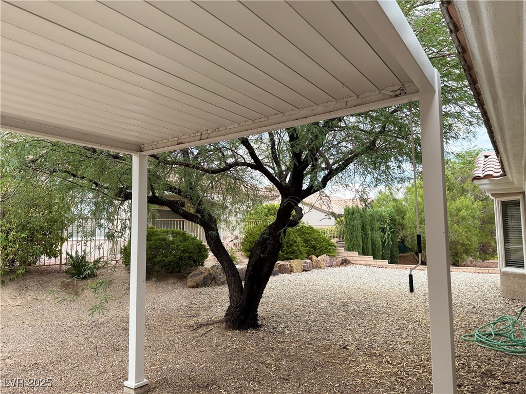 Las Vegas, Nevada 89134, United States, 2 Bedrooms Bedrooms, ,2 BathroomsBathrooms,Residential,Active,198125