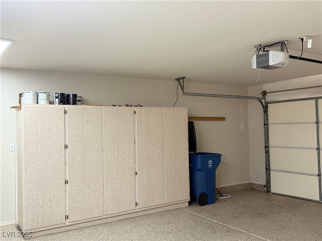 Las Vegas, Nevada 89134, United States, 2 Bedrooms Bedrooms, ,2 BathroomsBathrooms,Residential,Active,198125