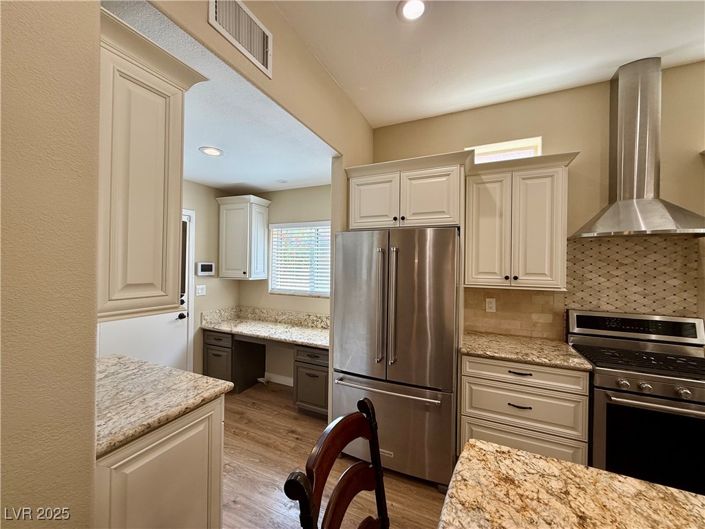 Las Vegas, Nevada 89134, United States, 2 Bedrooms Bedrooms, ,2 BathroomsBathrooms,Residential,Active,198125