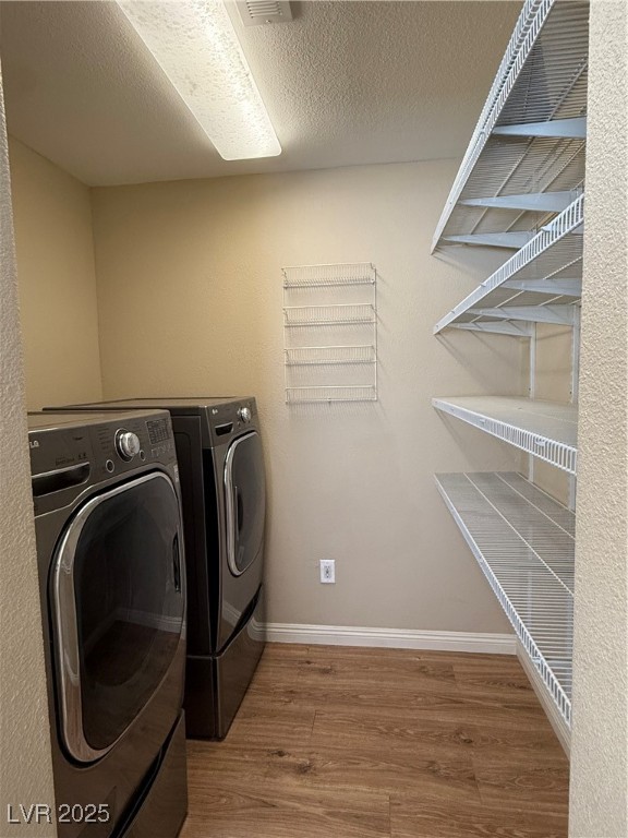 Las Vegas, Nevada 89134, United States, 2 Bedrooms Bedrooms, ,2 BathroomsBathrooms,Residential,Active,198125