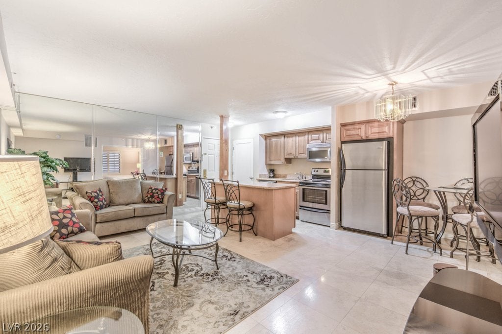 3700 Las Vegas Boulevard 672