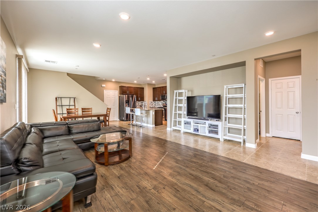 3144 Cartanda Avenue