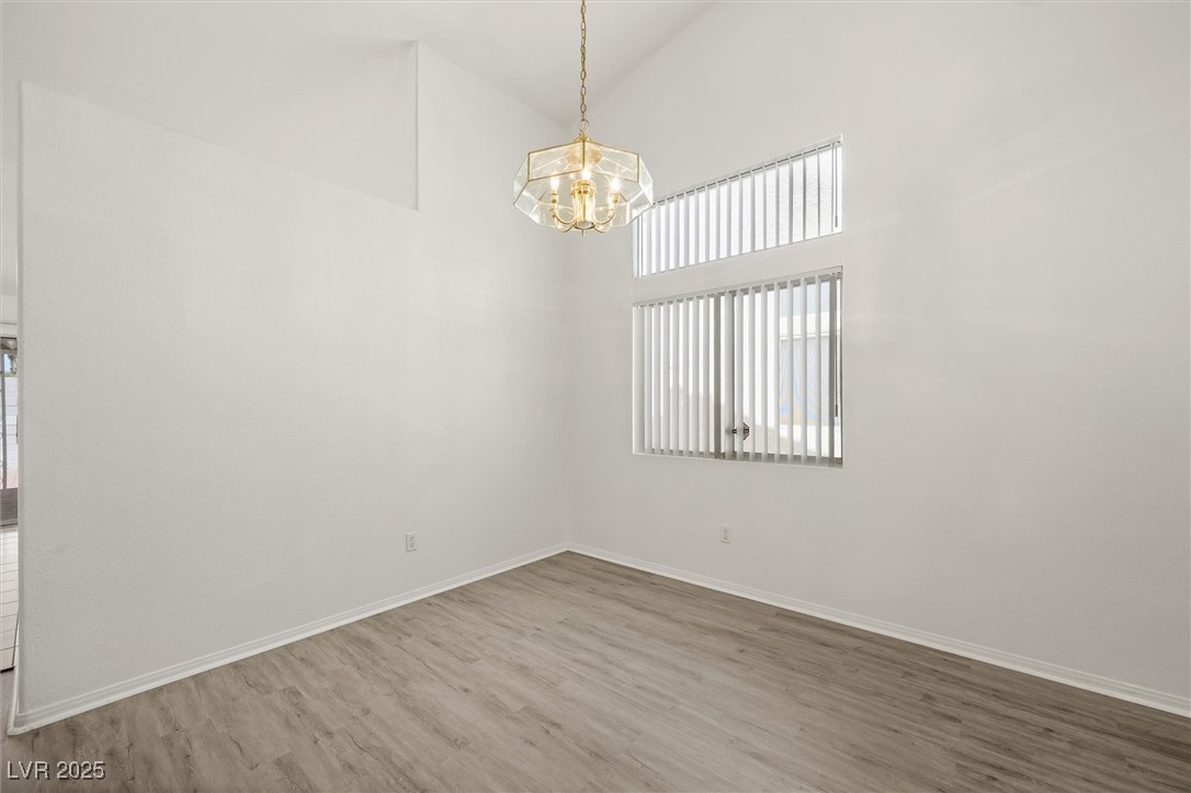 Las Vegas, Nevada 89122, United States, 4 Bedrooms Bedrooms, ,2 BathroomsBathrooms,Residential,Active,220332