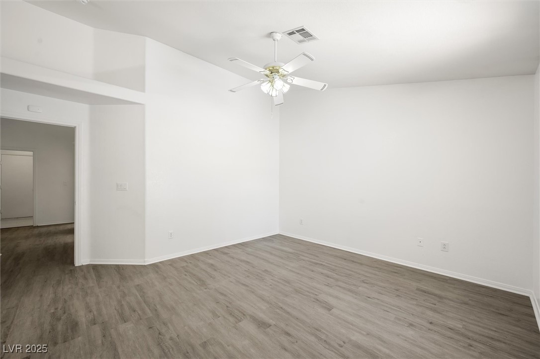 Las Vegas, Nevada 89122, United States, 4 Bedrooms Bedrooms, ,2 BathroomsBathrooms,Residential,Active,220332