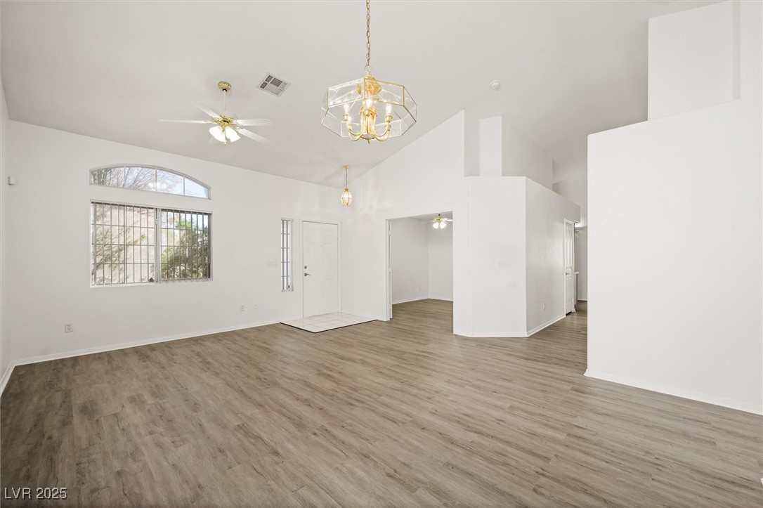 Las Vegas, Nevada 89122, United States, 4 Bedrooms Bedrooms, ,2 BathroomsBathrooms,Residential,Active,220332