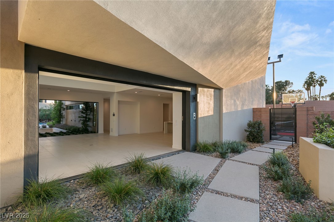 7385 Heron Canyon Court
