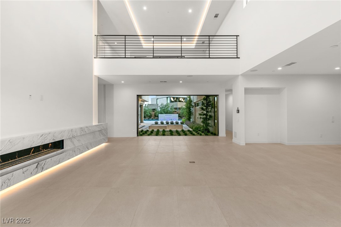 7385 Heron Canyon Court