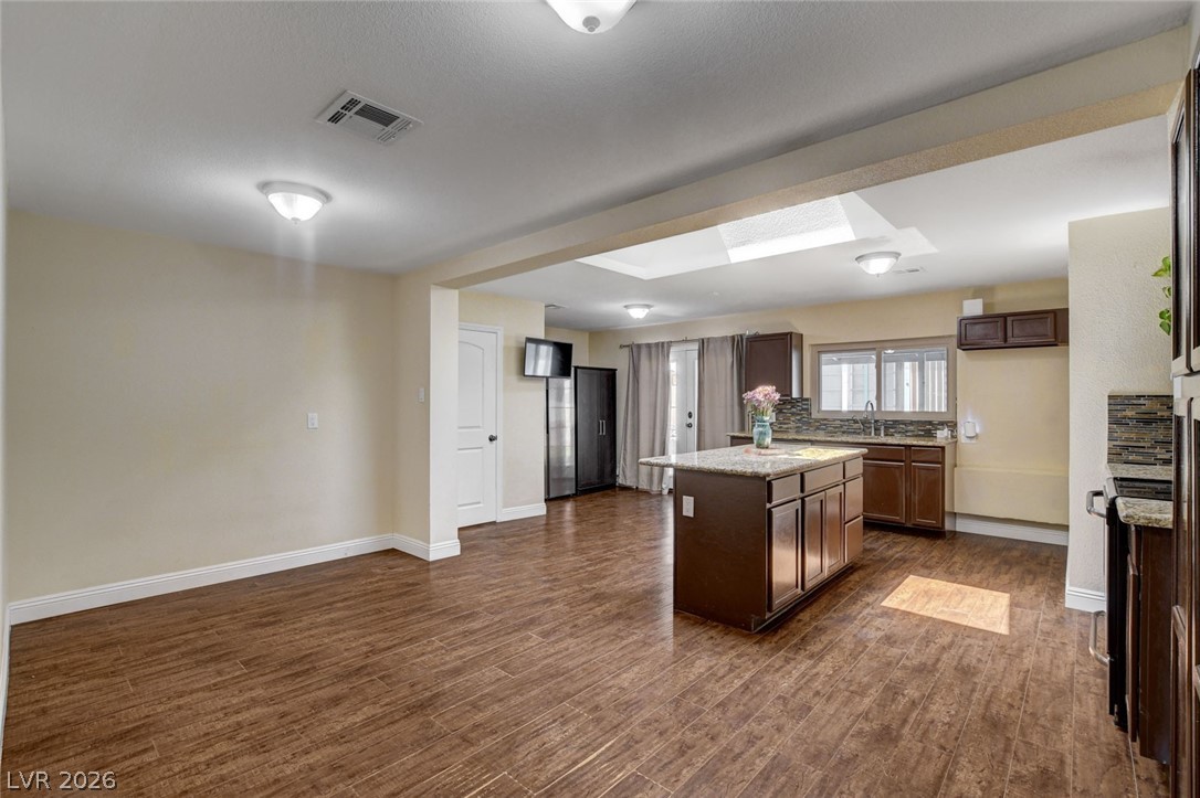 672 8th Street