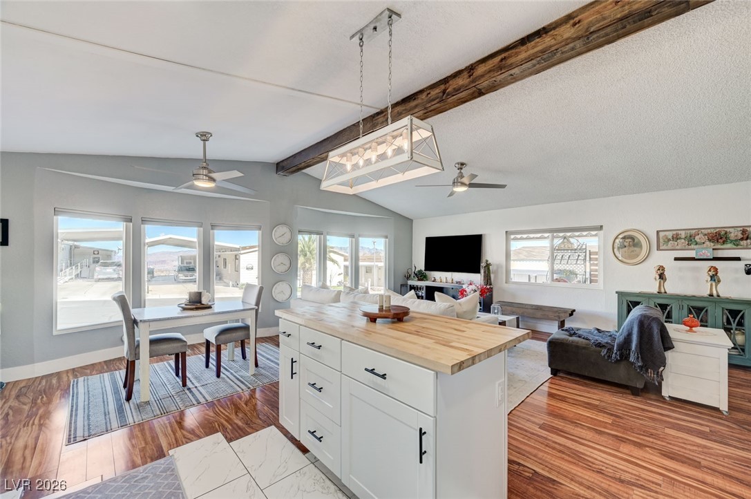 506 Lake Winnebago Lane